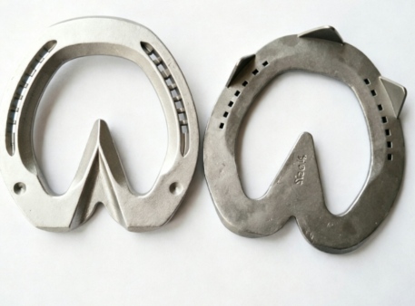 Saiz 4 Casting Horseshoes